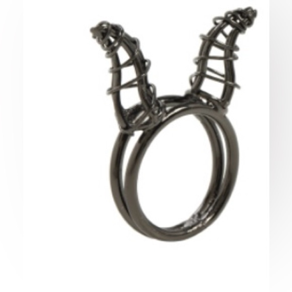 New Disney Maleficent Hematite Horns Ring